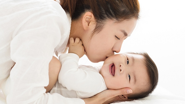 【育兒常識】別亂親嬰兒！小心致命！